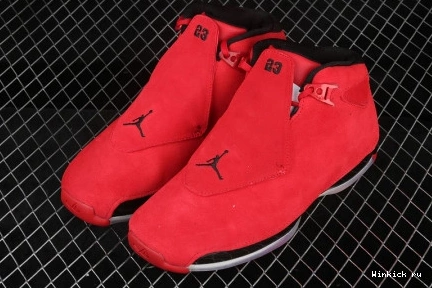 18 - AIR RETRO JORDAN SUEDE